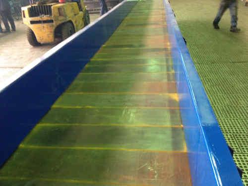 Пластинчатый конвейер для транспортировки отливок Пластинчатый конвейер для транспортировки отливок